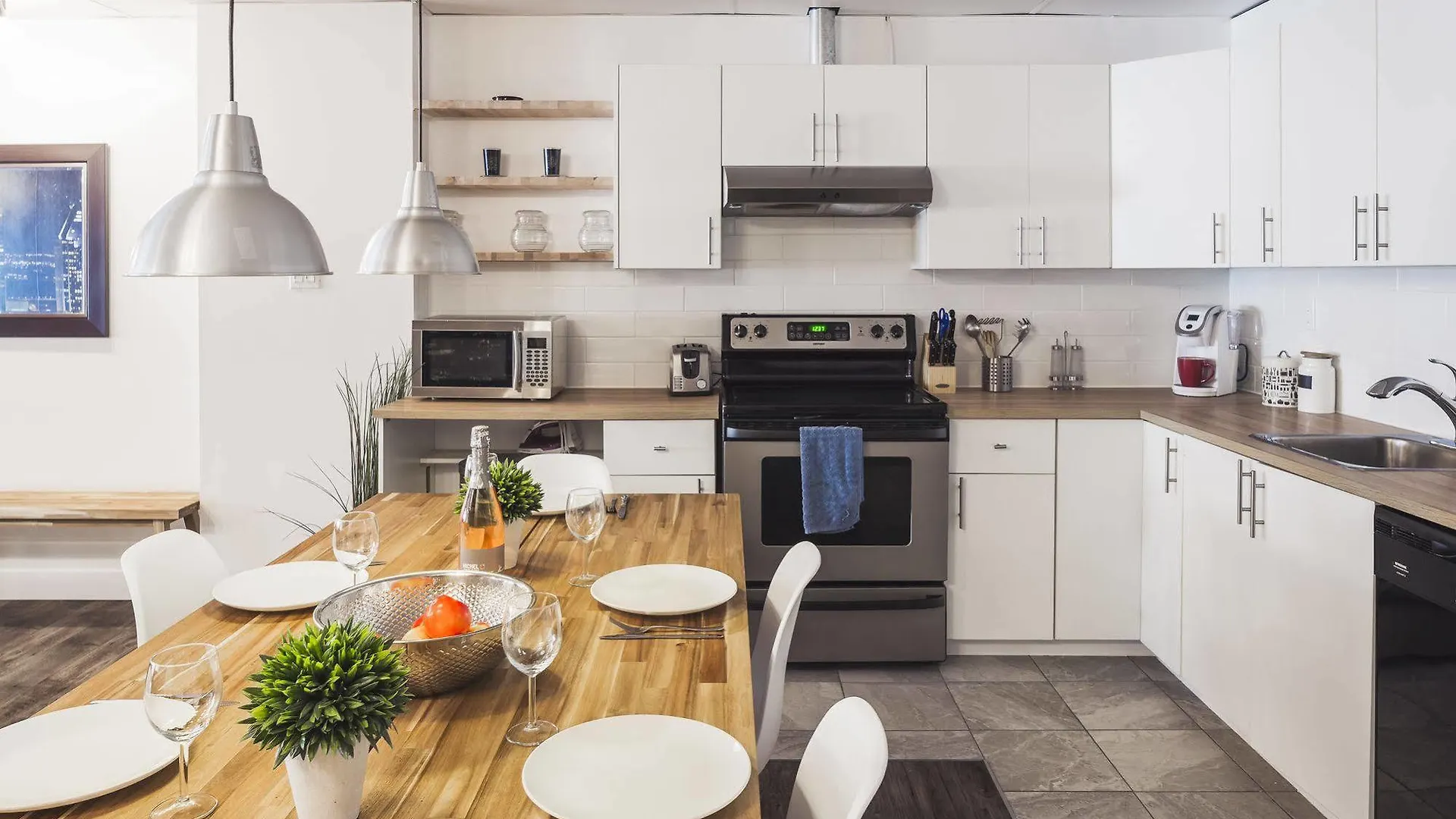 Mtlvacationrentals - The Entertainer Montreal Apartment