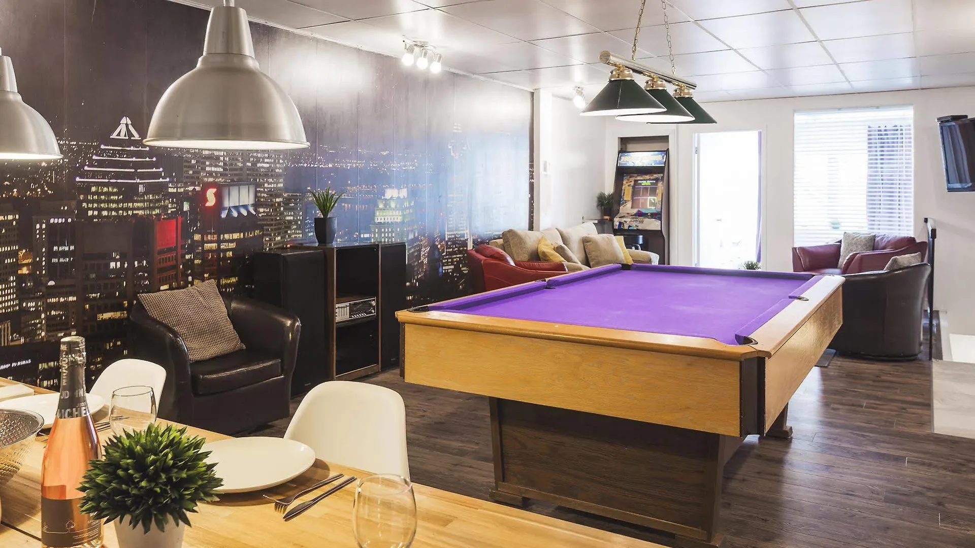 Mtlvacationrentals - The Entertainer Montréal
