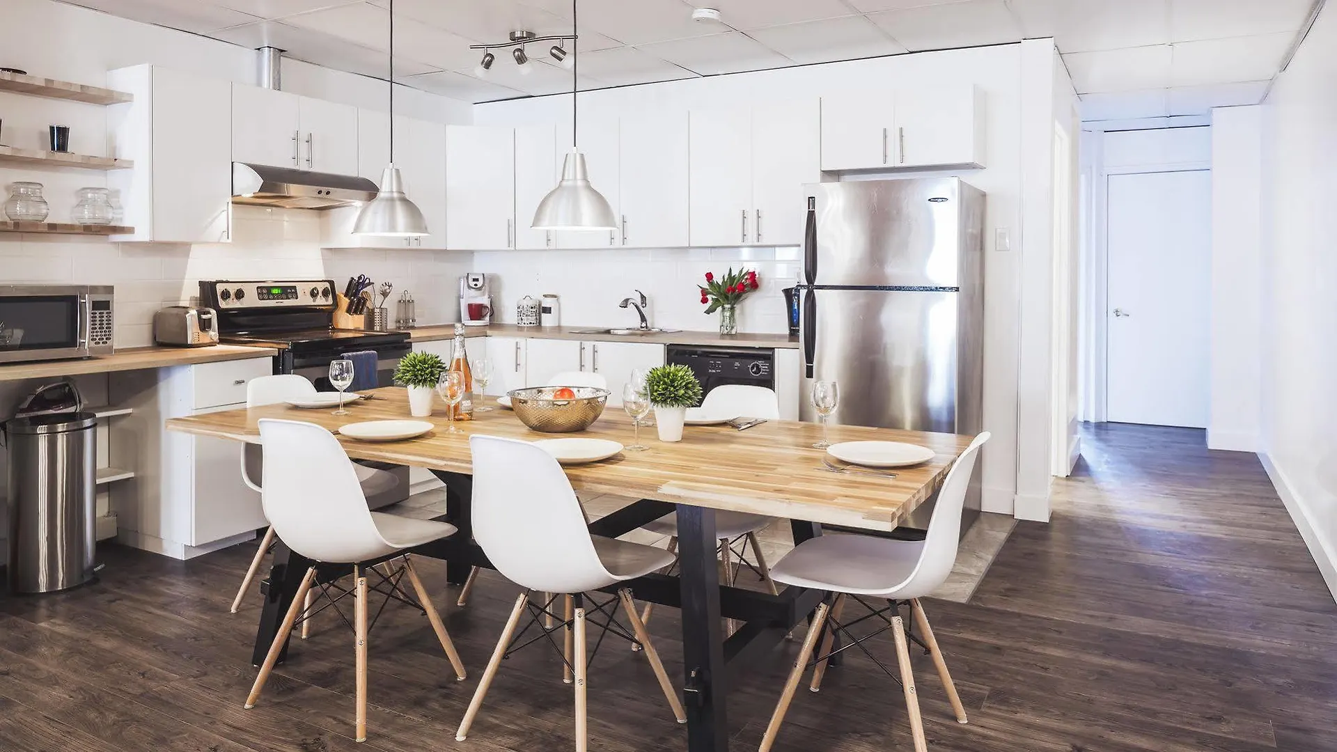 Mtlvacationrentals - The Entertainer Montréal