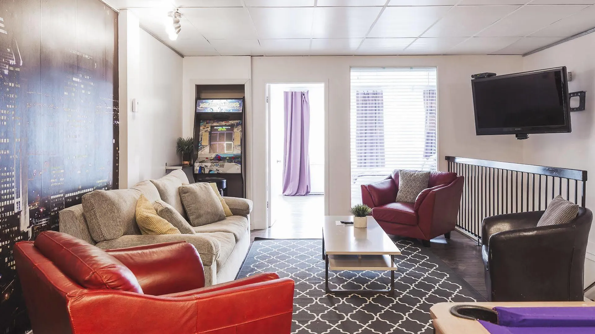 Mtlvacationrentals - The Entertainer Montreal Canada
